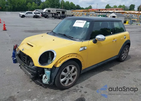 2008 Mini Cooper S z USA, uszkodzony, nr VIN WMWMF73588TT87212